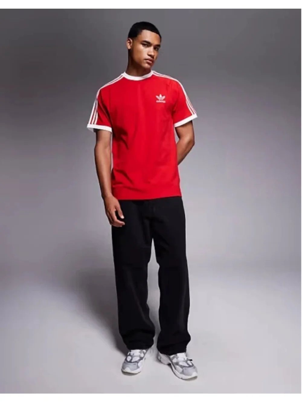 adidas Originals Men's 3-Stripes Trefoil Short Sleeve Tee Size M IA4852